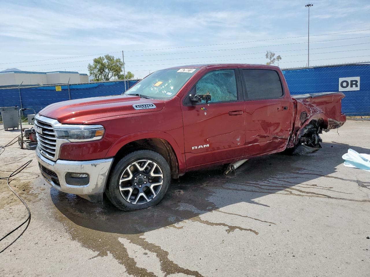 RAM 1500 LARAM 2025