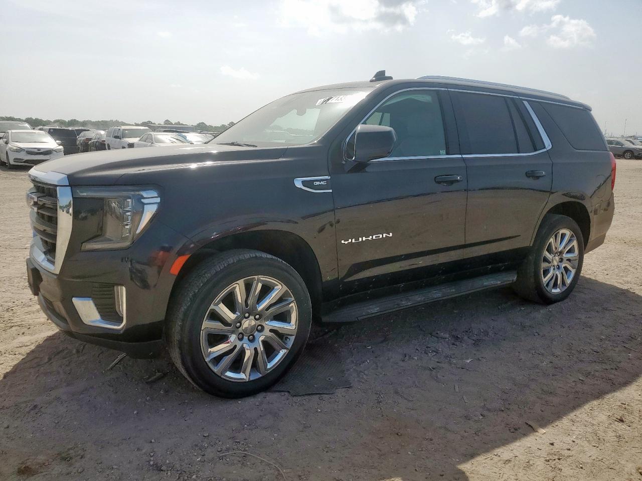 GMC YUKON SLE 2021