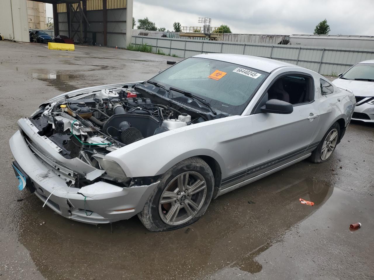 FORD MUSTANG 2013