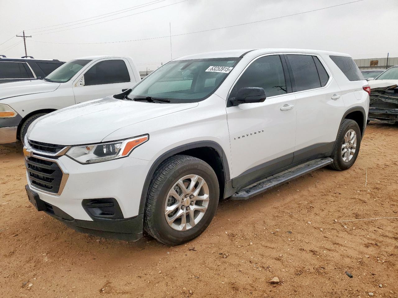 CHEVROLET TRAVERSE LS 2021