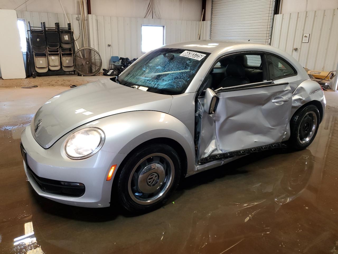 VOLKSWAGEN BEETLE 2012