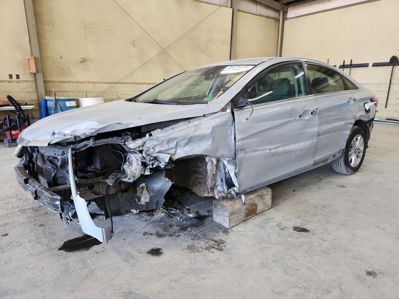HYUNDAI SONATA GLS 2013