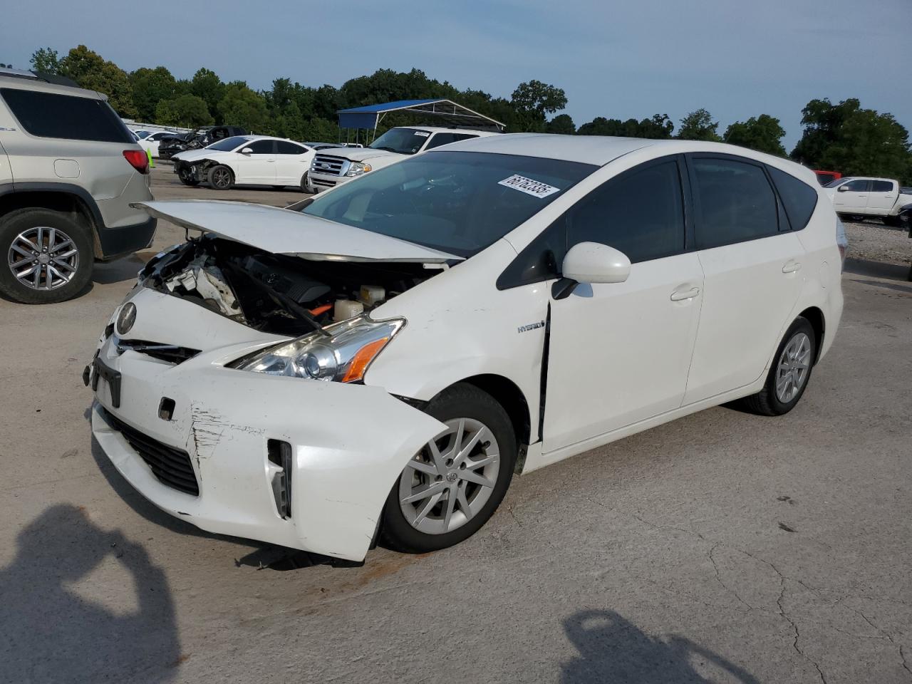TOYOTA PRIUS V 2014