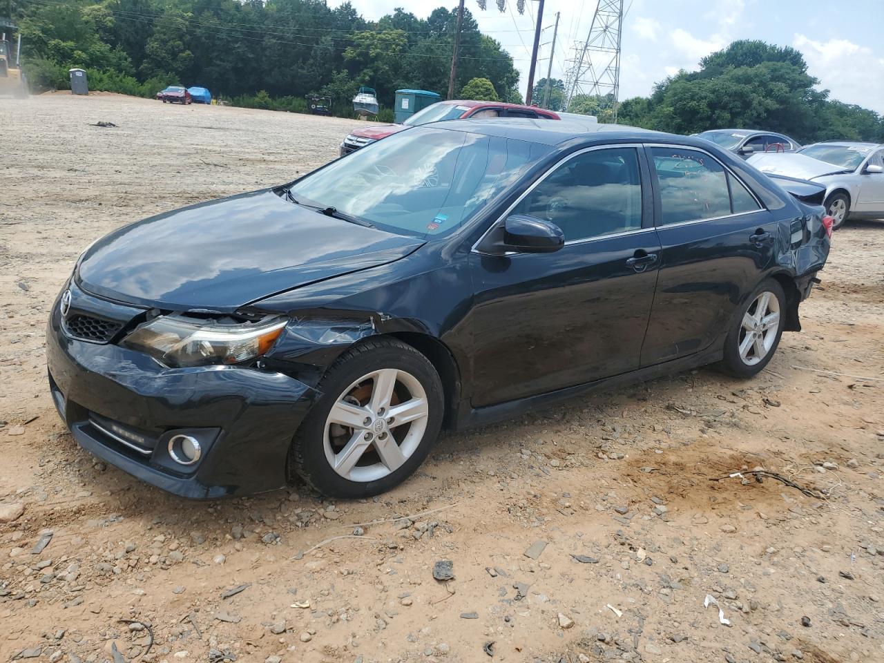 TOYOTA CAMRY L 2013