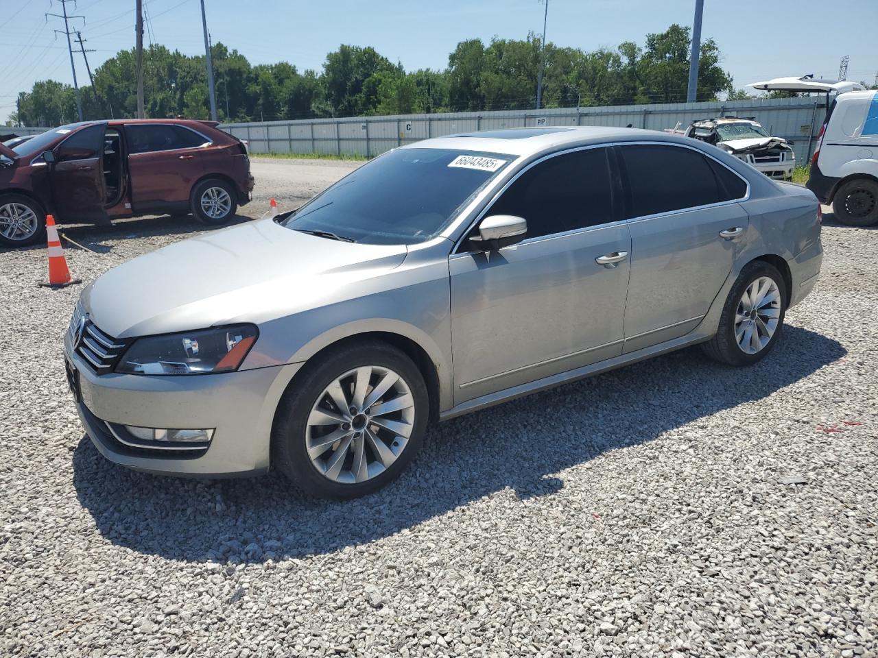 VOLKSWAGEN PASSAT SE 2012