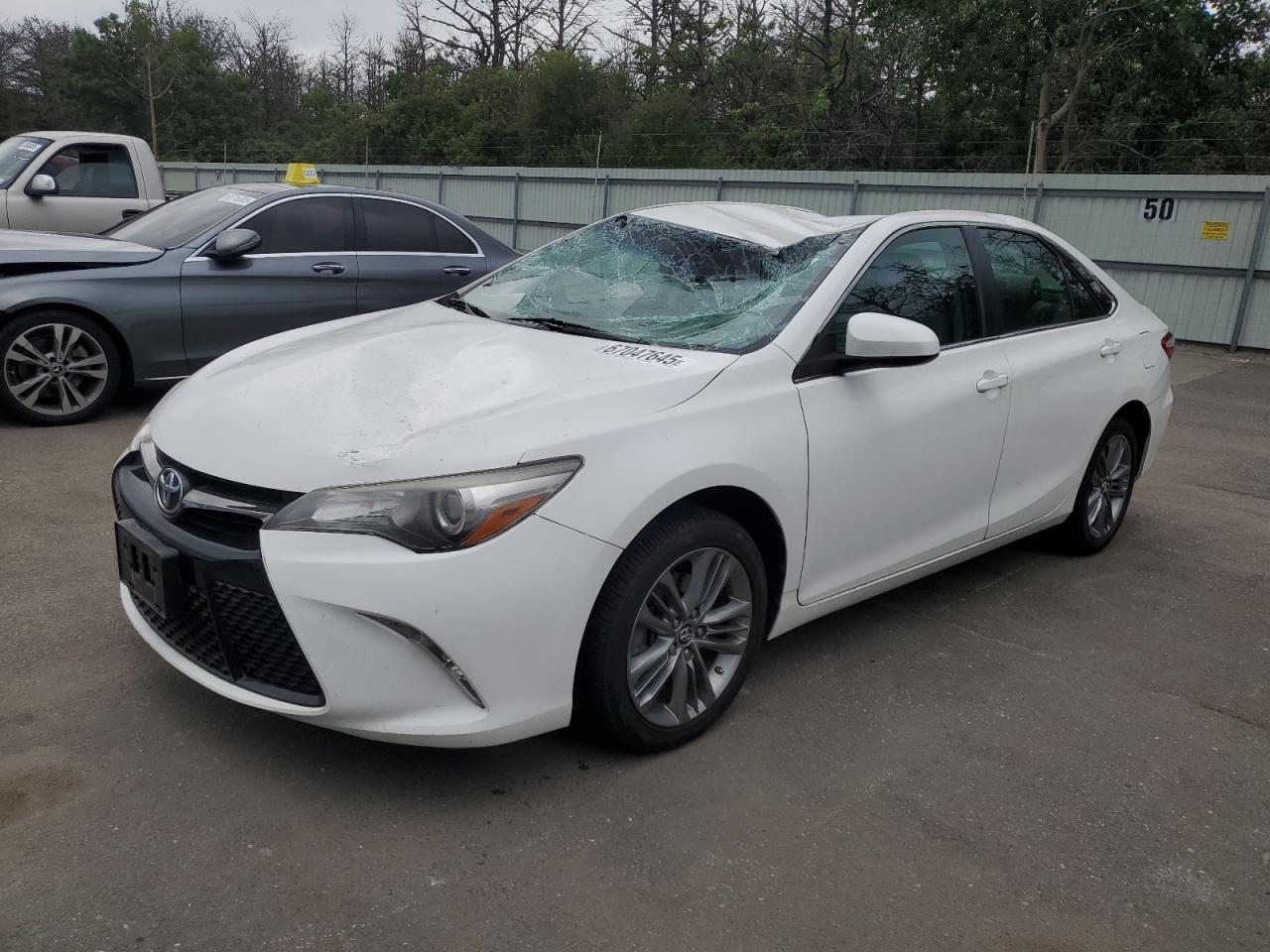 TOYOTA CAMRY LE 2017