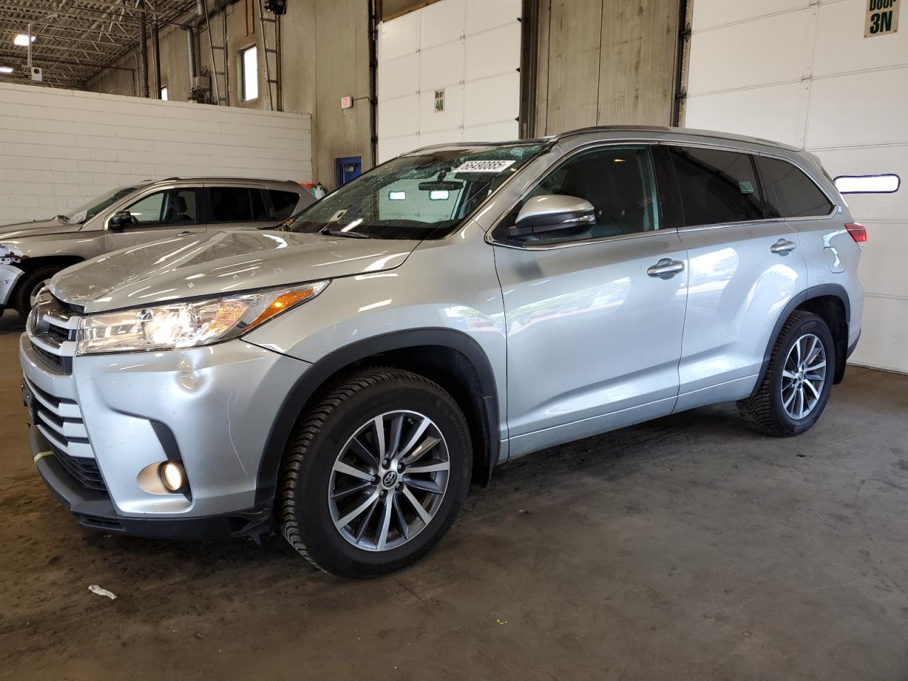 TOYOTA HIGHLANDER 2018