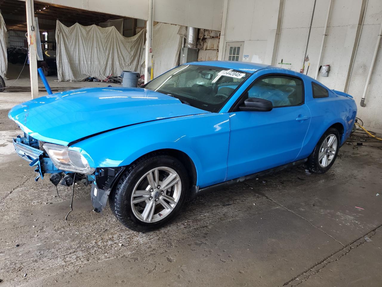 FORD MUSTANG 2010