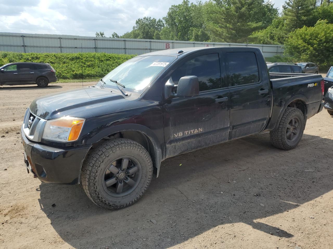 NISSAN TITAN S 2014