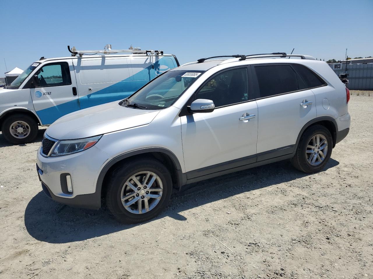 KIA SORENTO LX 2014