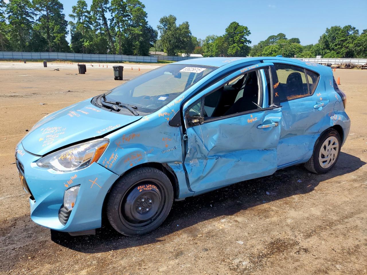 TOYOTA PRIUS C 2016