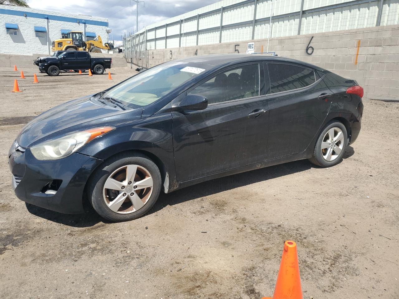 HYUNDAI ELANTRA GL 2013