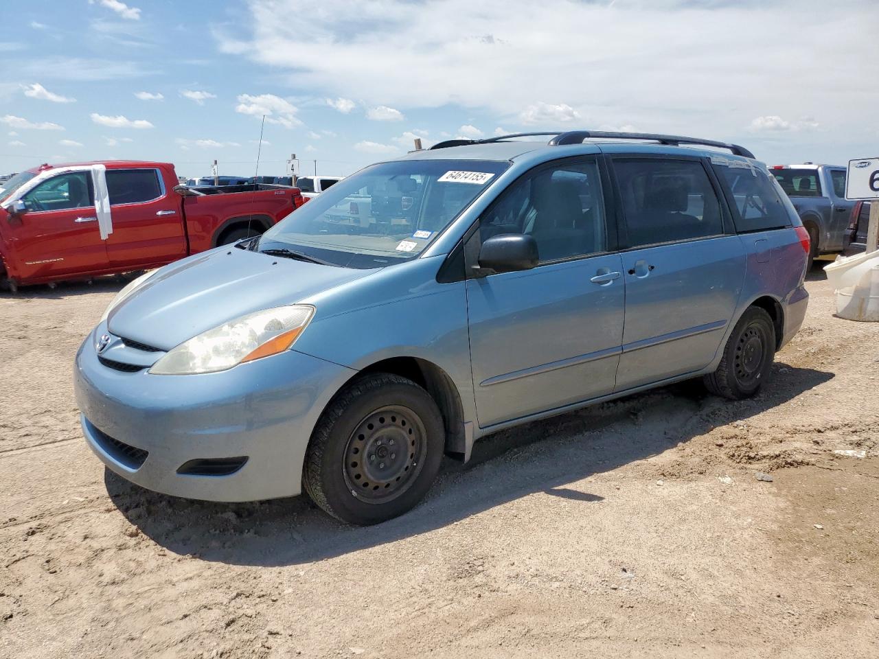 TOYOTA SIENNA CE 2009