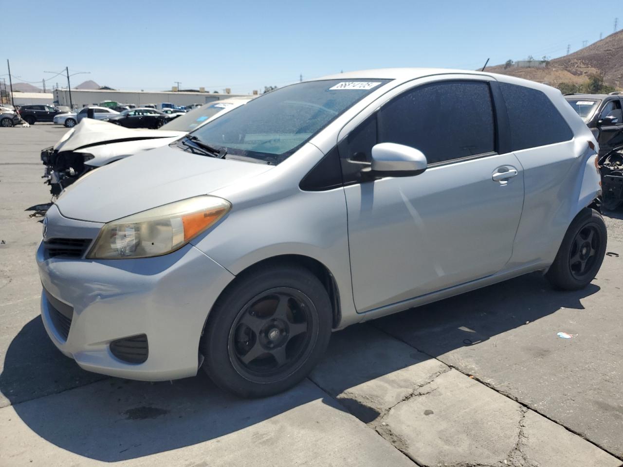 TOYOTA YARIS 2014