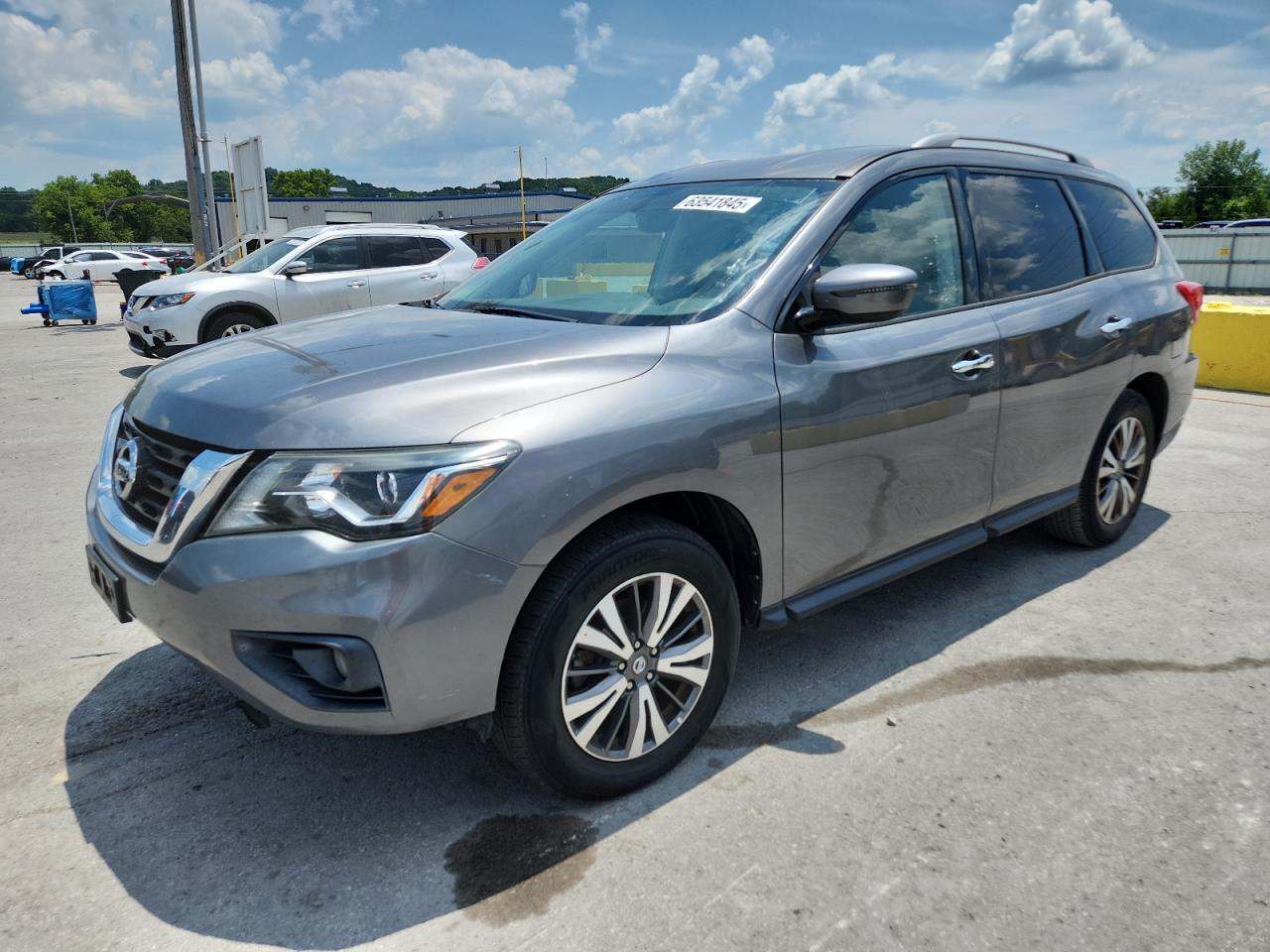 NISSAN PATHFINDER 2017