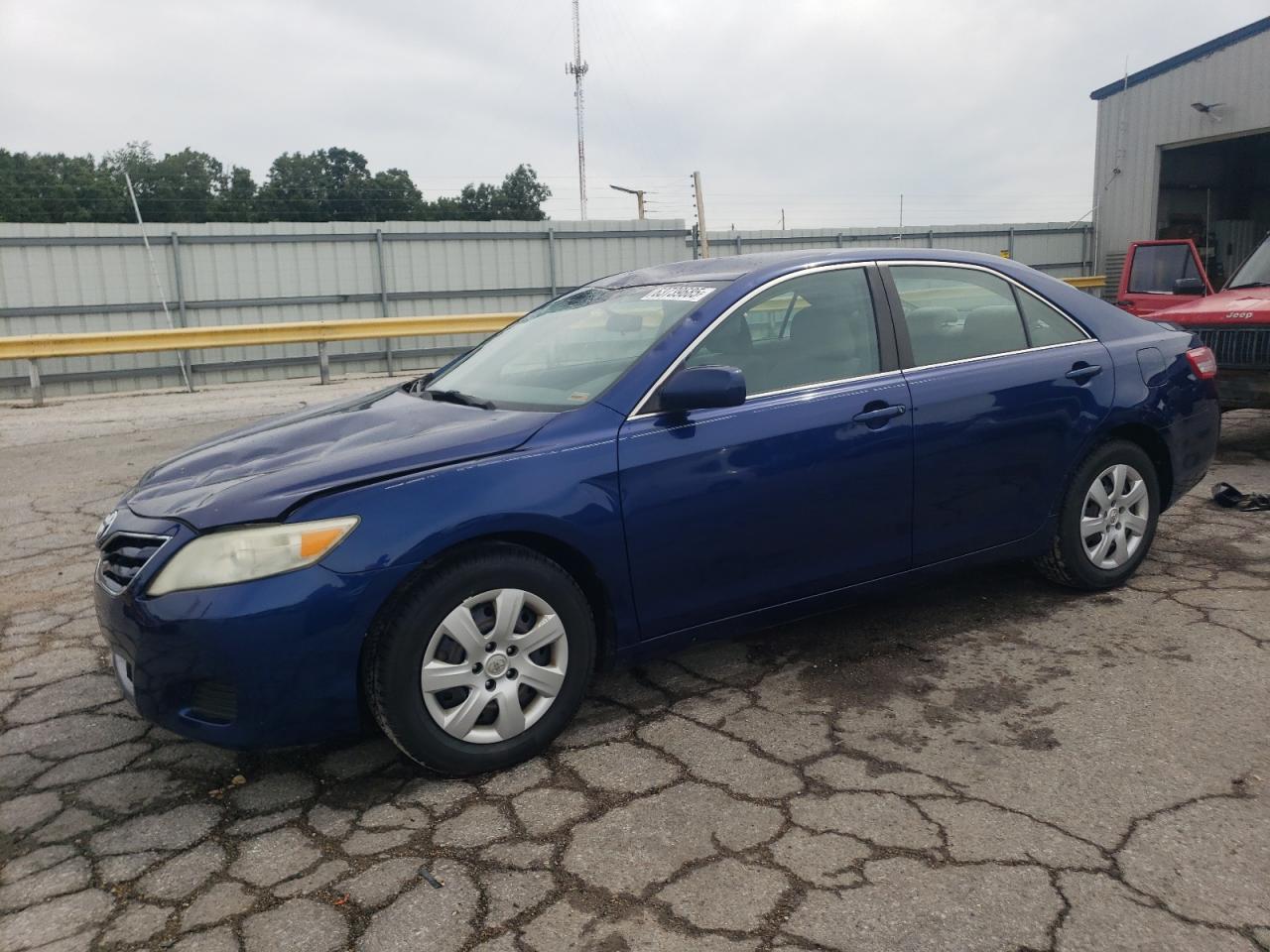 TOYOTA CAMRY BASE 2010