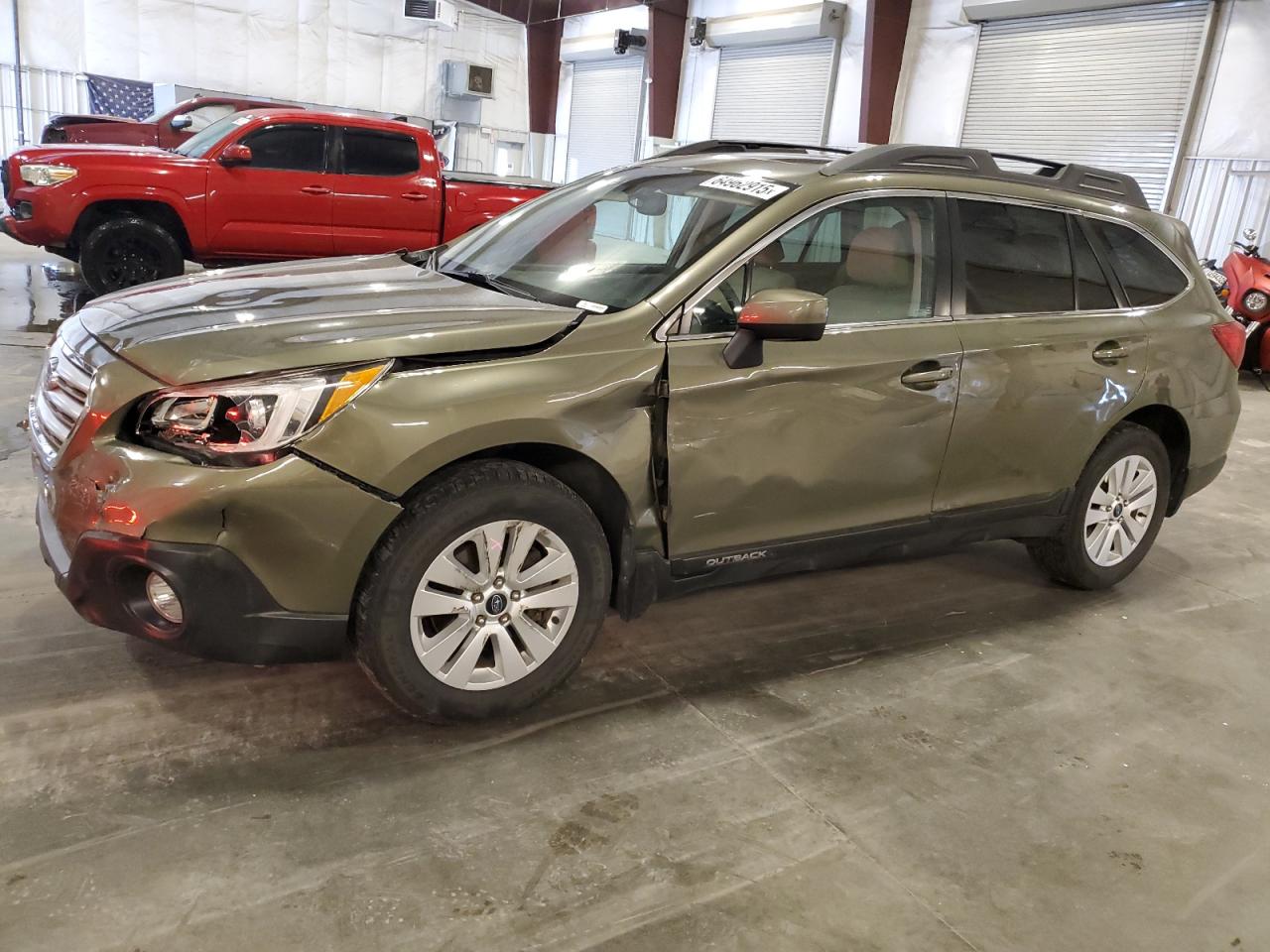 SUBARU OUTBACK 2. 2015