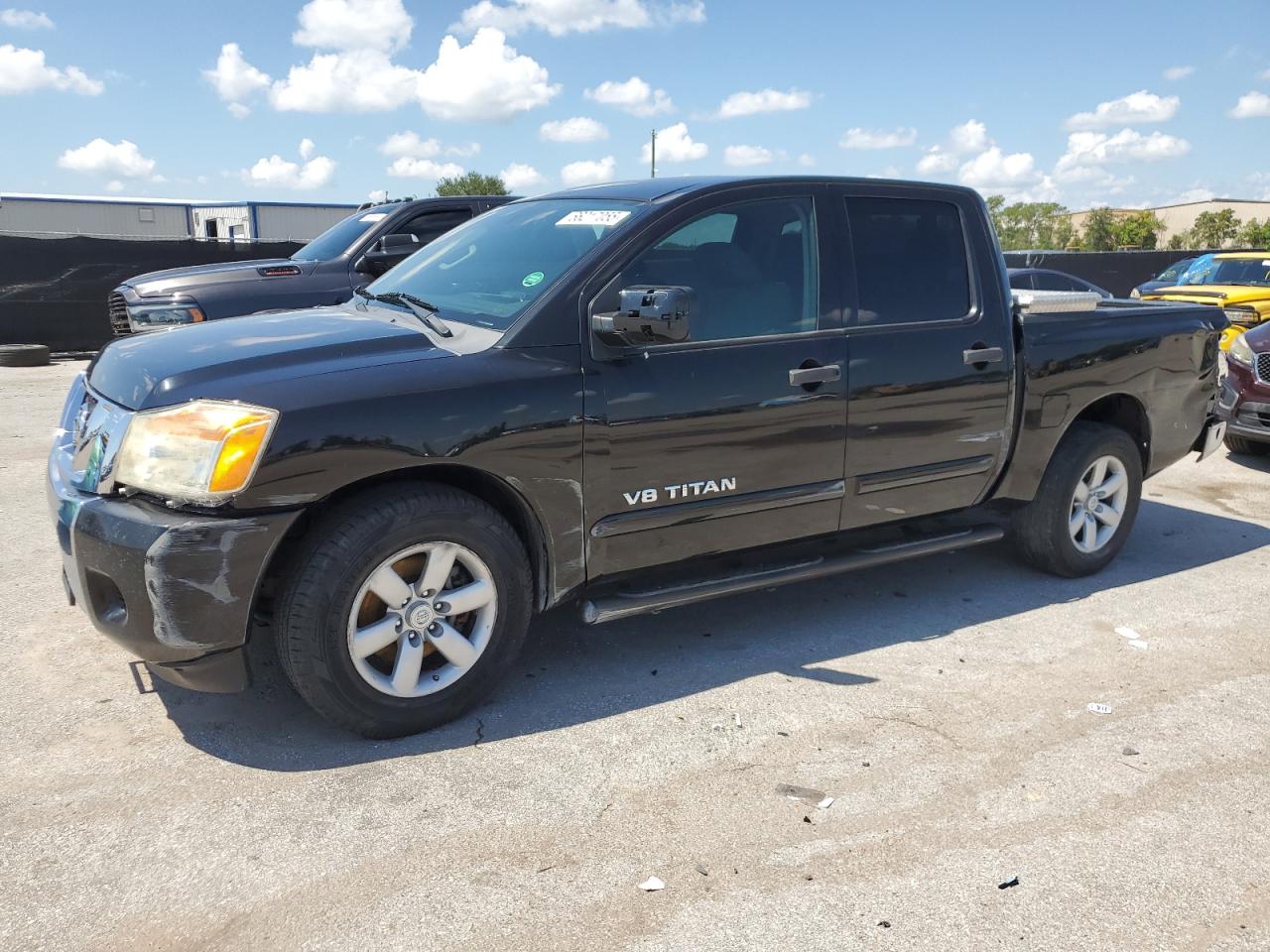 NISSAN TITAN S 2013
