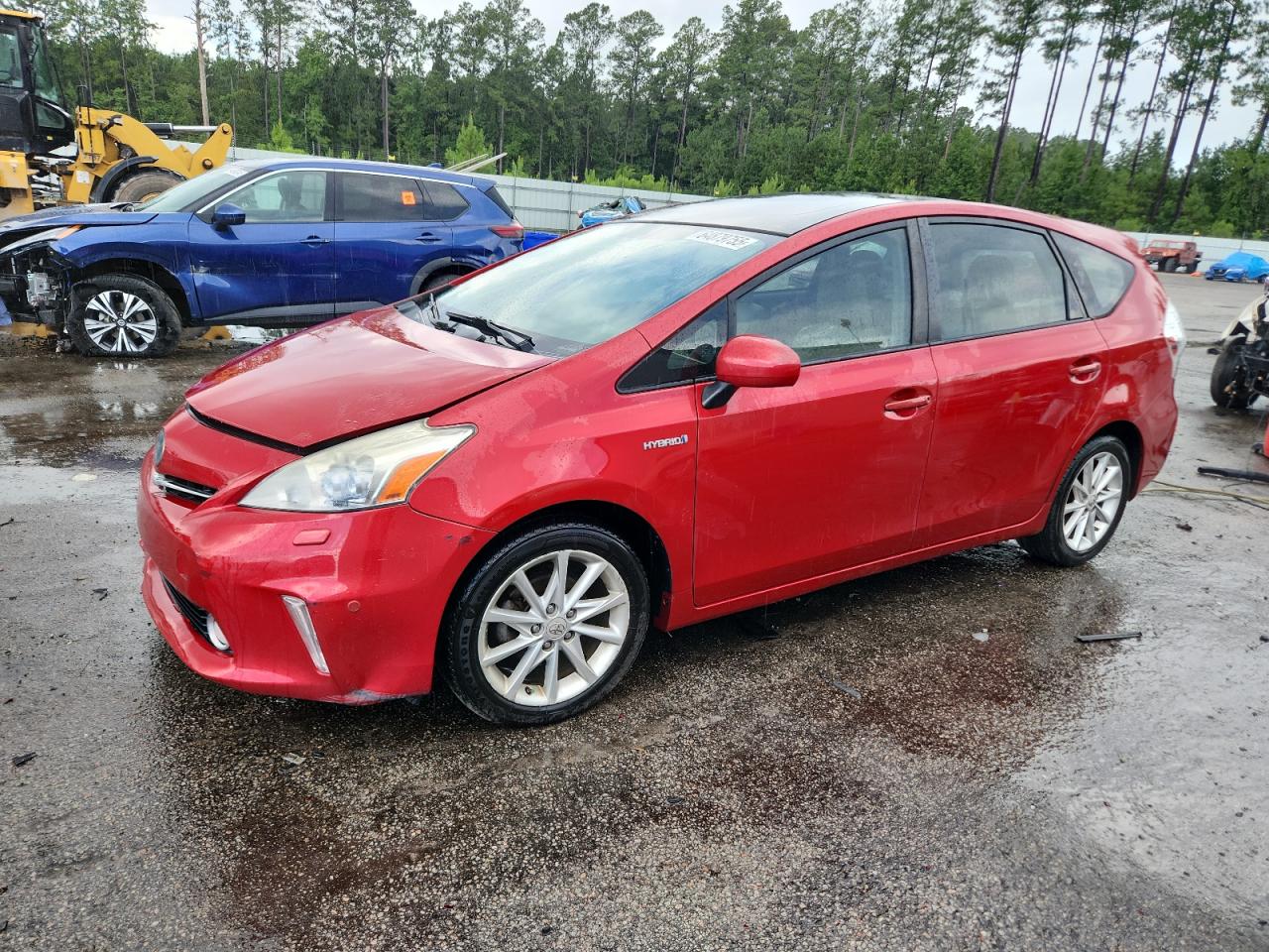 TOYOTA PRIUS V 2012