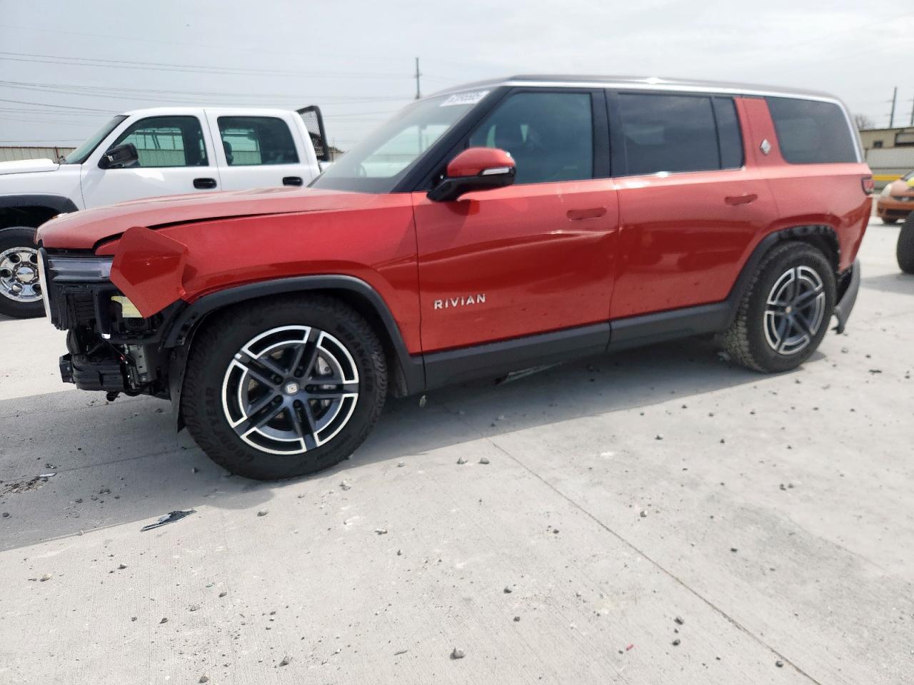 RIVIAN R1S ADVENT 2025