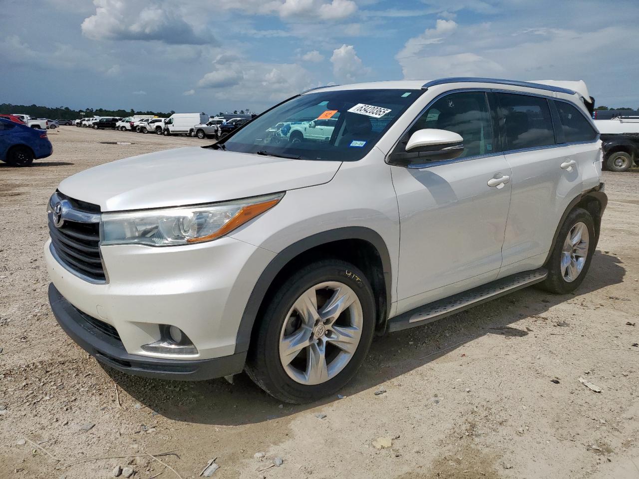 TOYOTA HIGHLANDER 2015