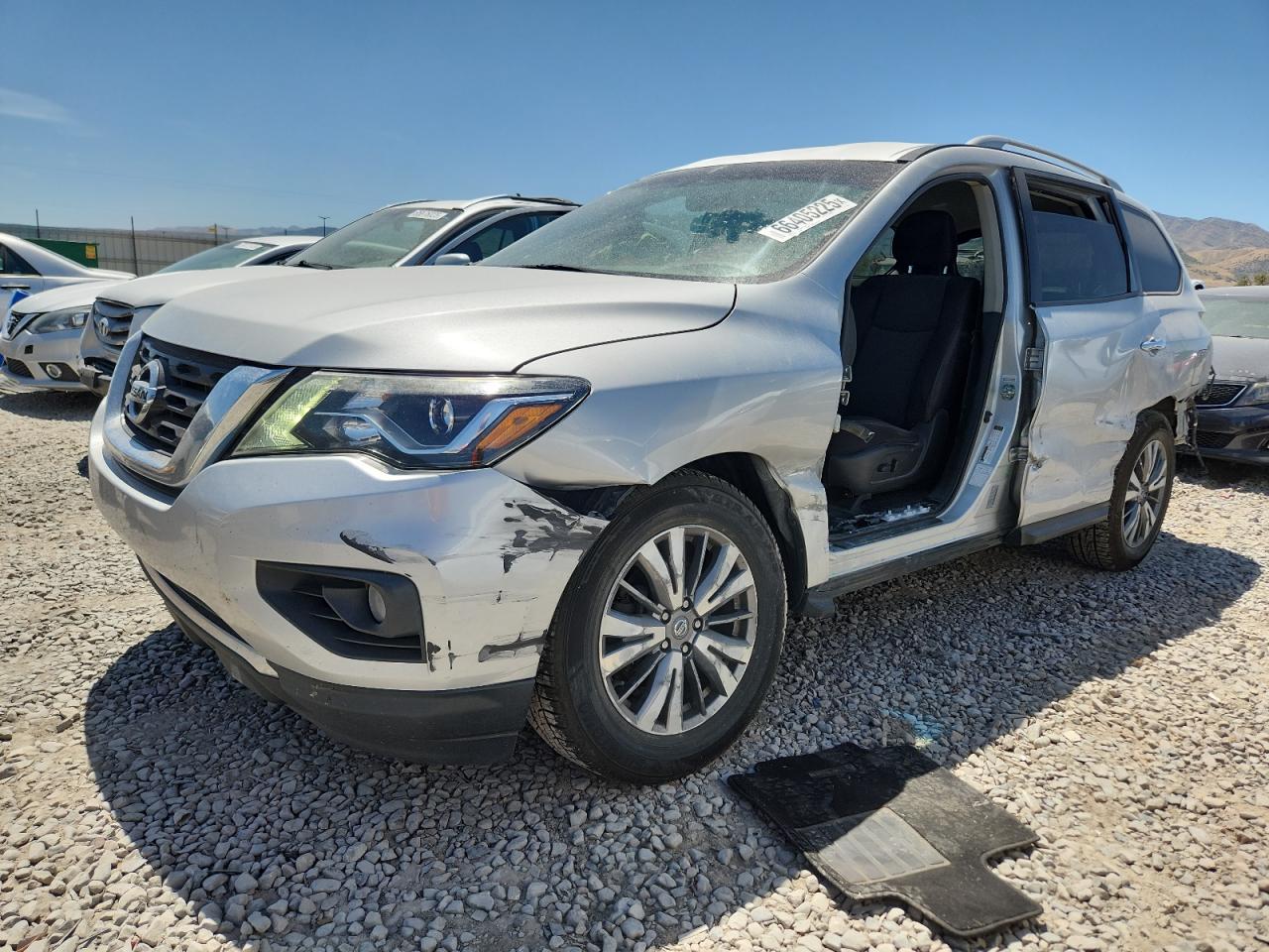 NISSAN PATHFINDER 2020