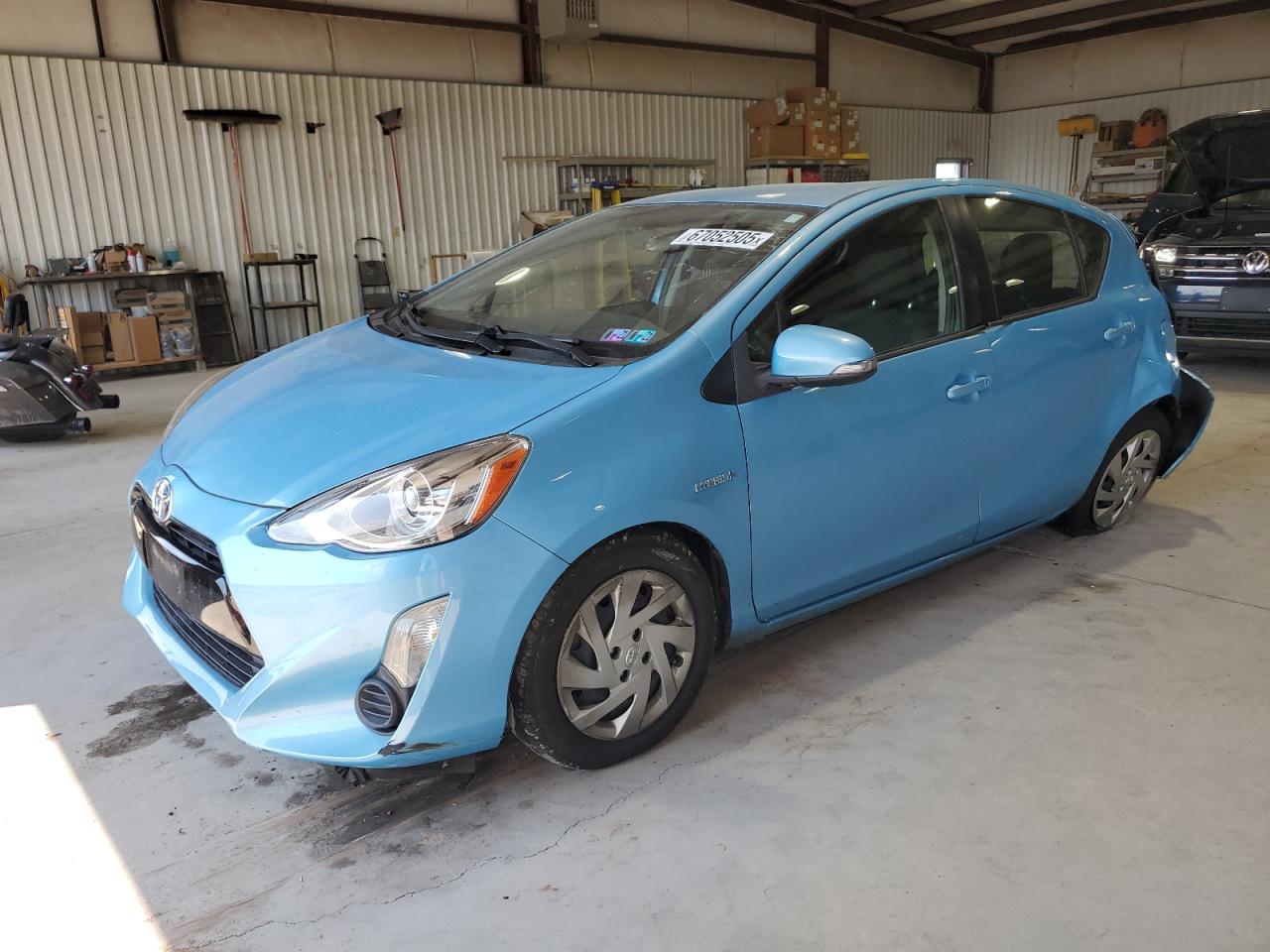 TOYOTA PRIUS C 2015