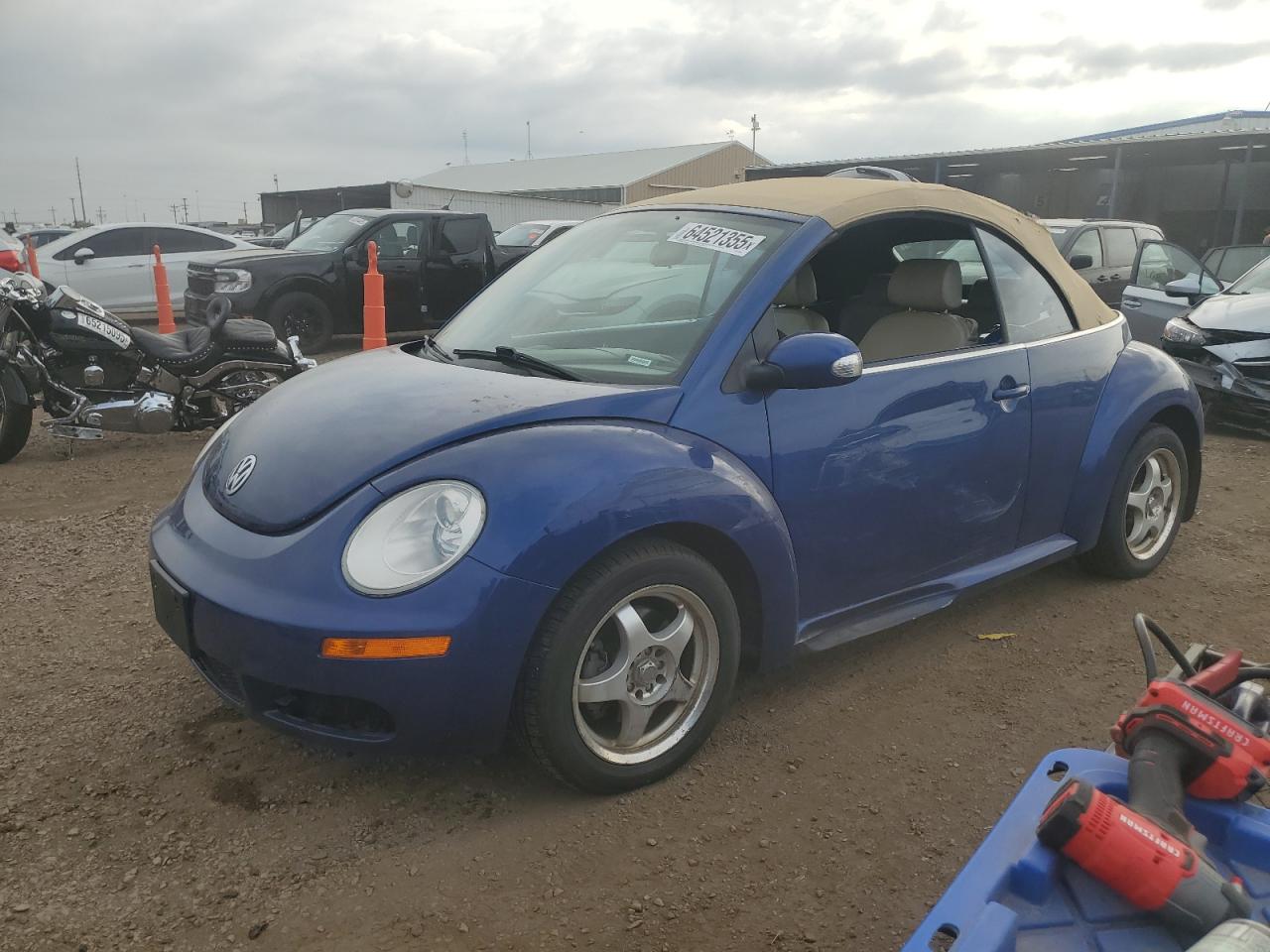 VOLKSWAGEN NEW BEETLE 2007