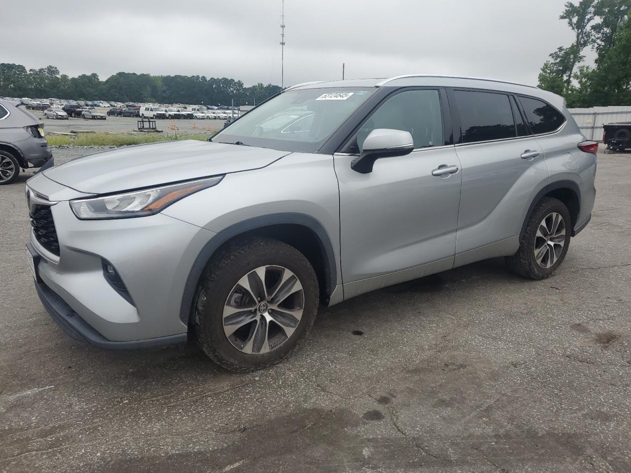 TOYOTA HIGHLANDER 2020