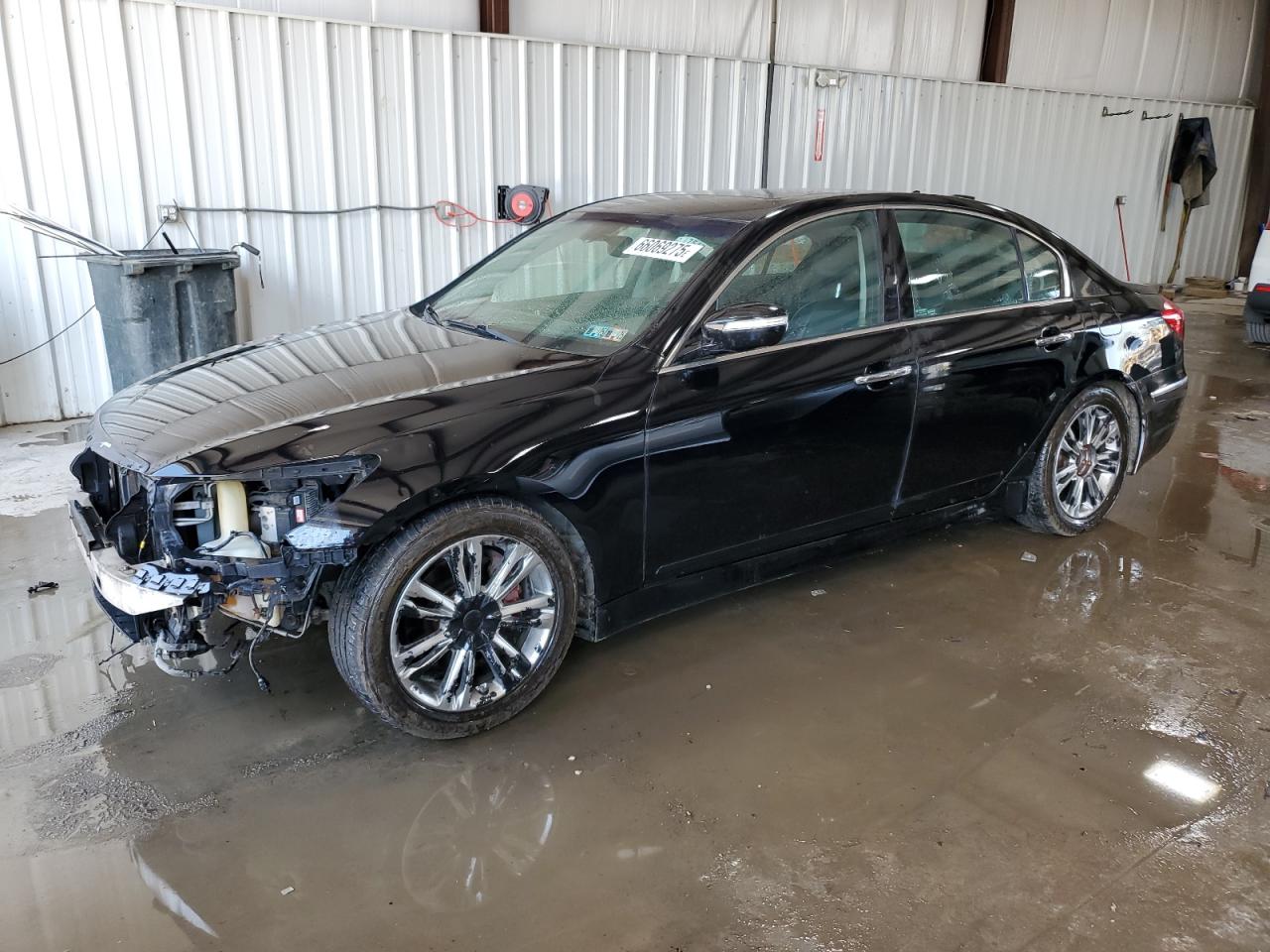 HYUNDAI GENESIS 3. 2012