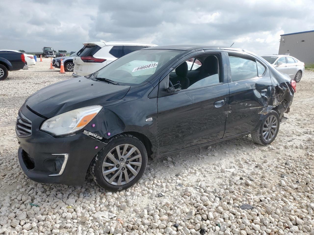 MITSUBISHI MIRAGE G4 2017