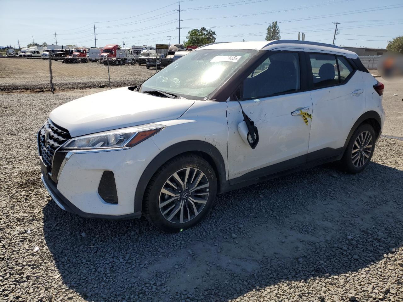 NISSAN KICKS SV 2021