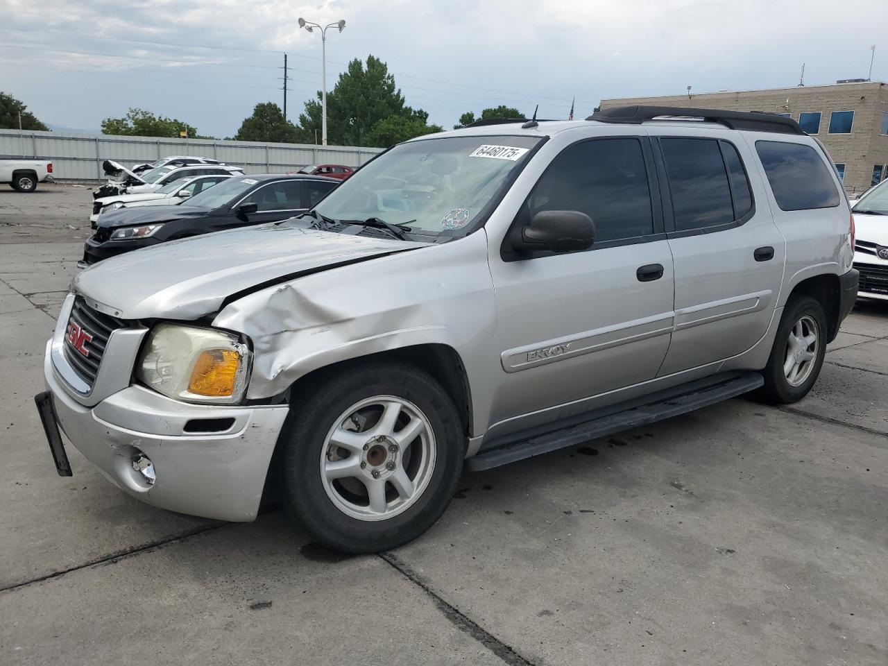 GMC ENVOY XL 2005