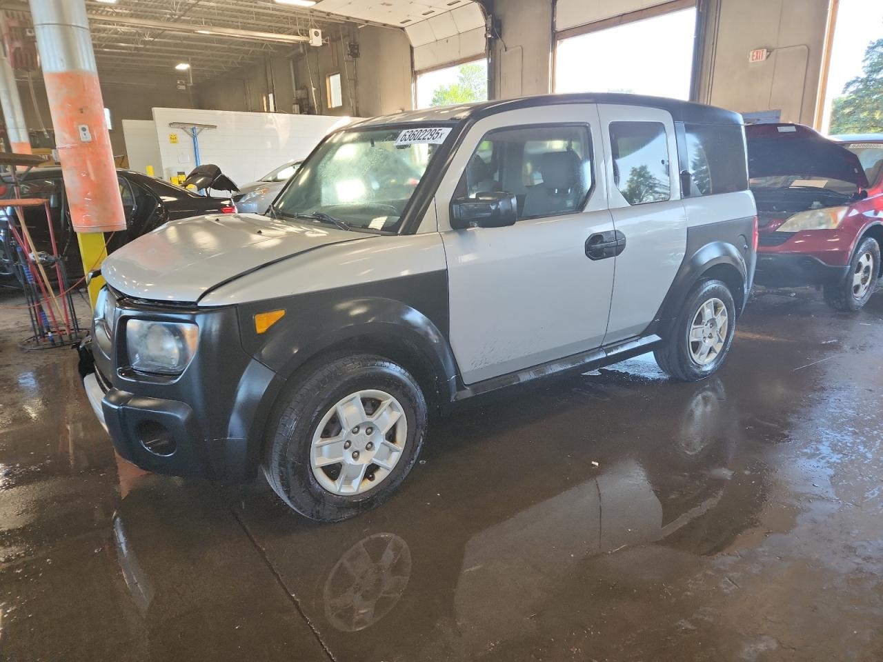 HONDA ELEMENT LX 2007
