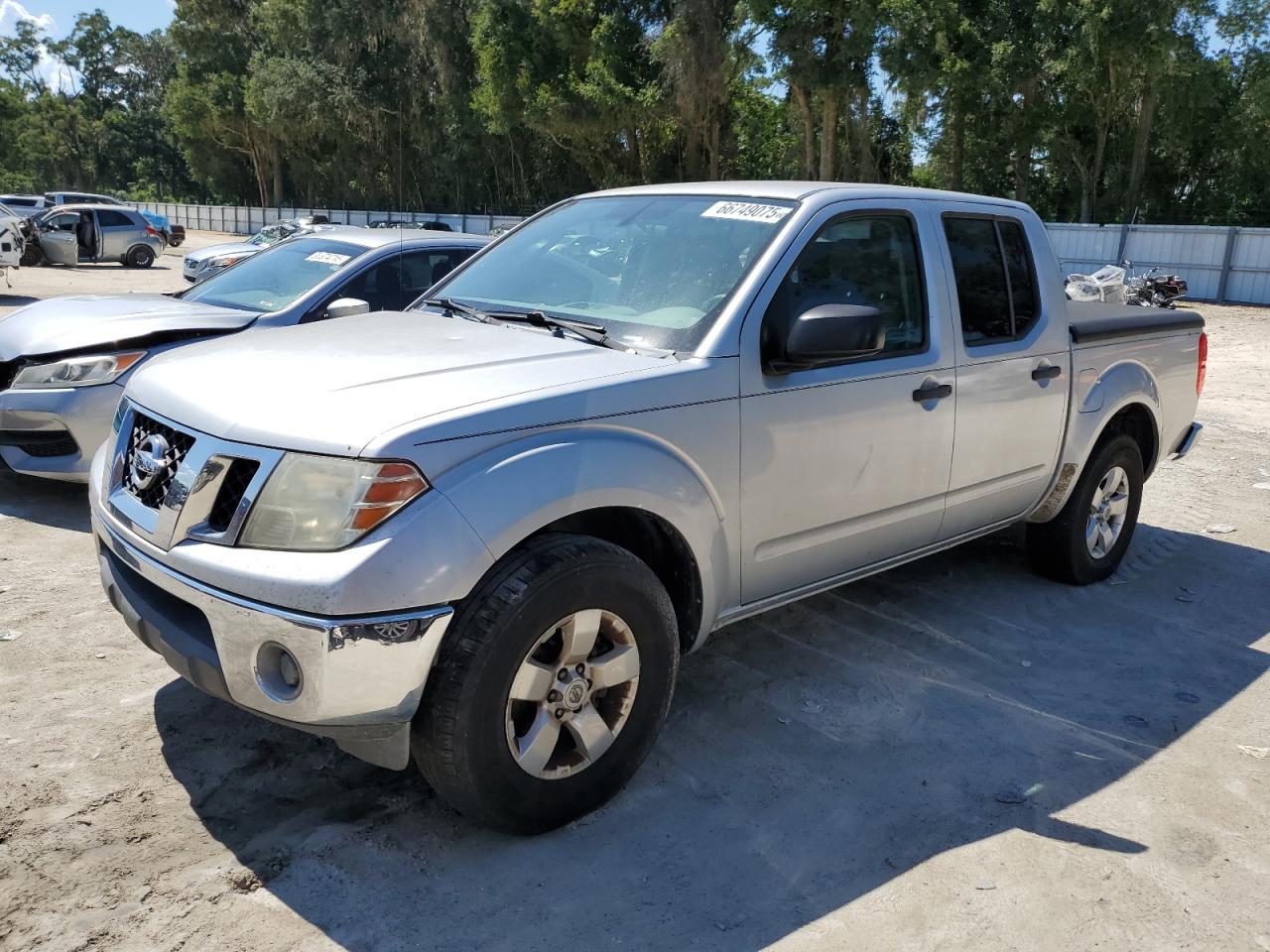 NISSAN FRONTIER C 2010