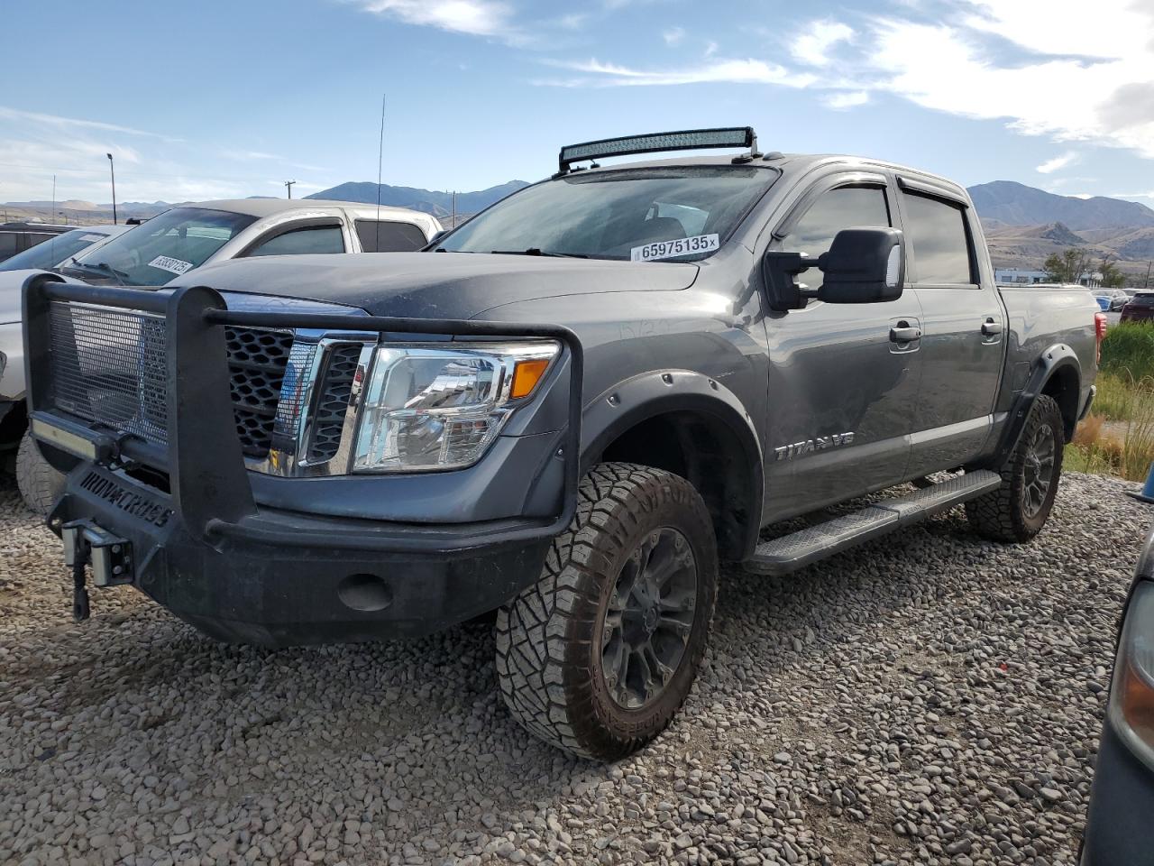 NISSAN TITAN SV 2018
