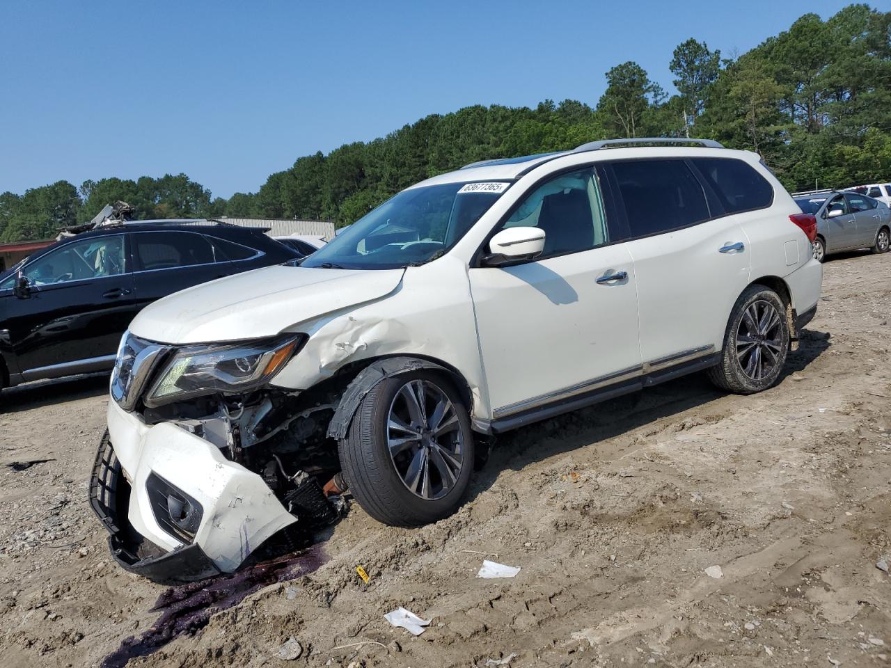 NISSAN PATHFINDER 2017