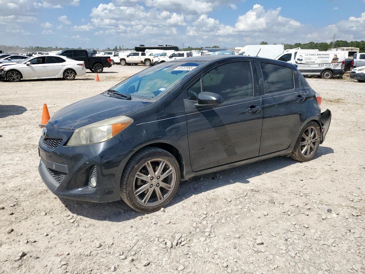 TOYOTA YARIS 2013
