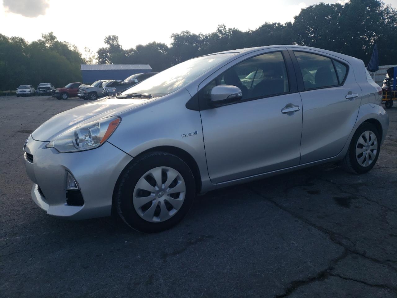 TOYOTA PRIUS C 2014