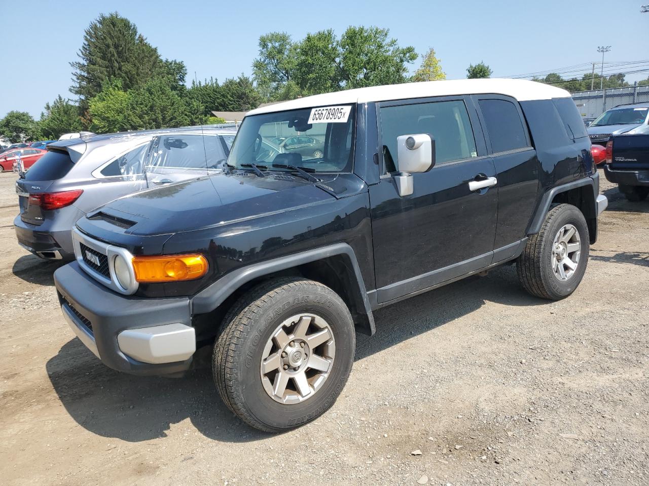 TOYOTA FJ CRUISER 2014