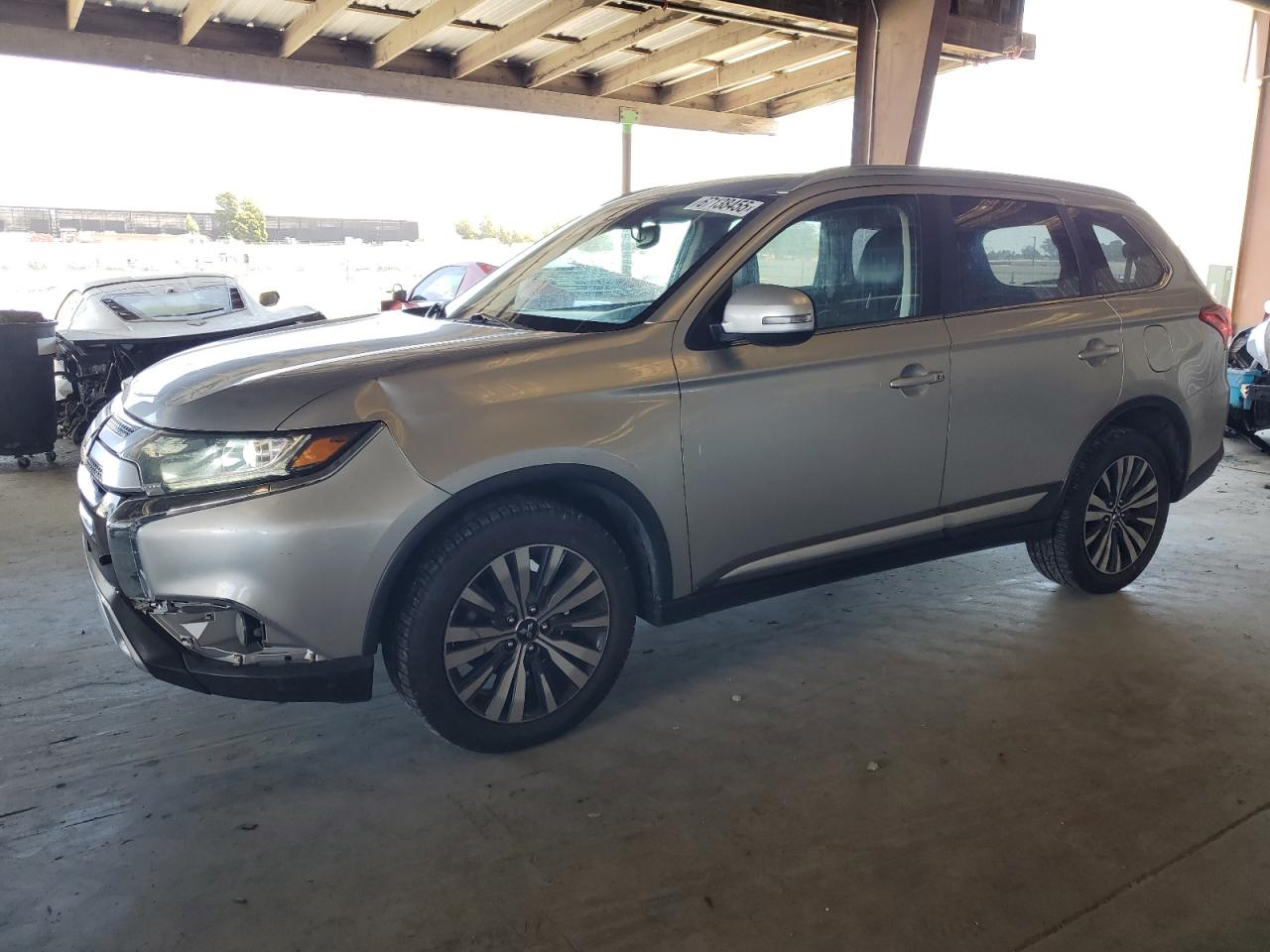 MITSUBISHI OUTLANDER 2020