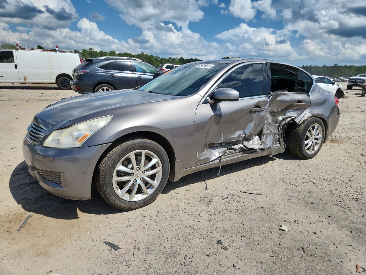 INFINITI G35 2008