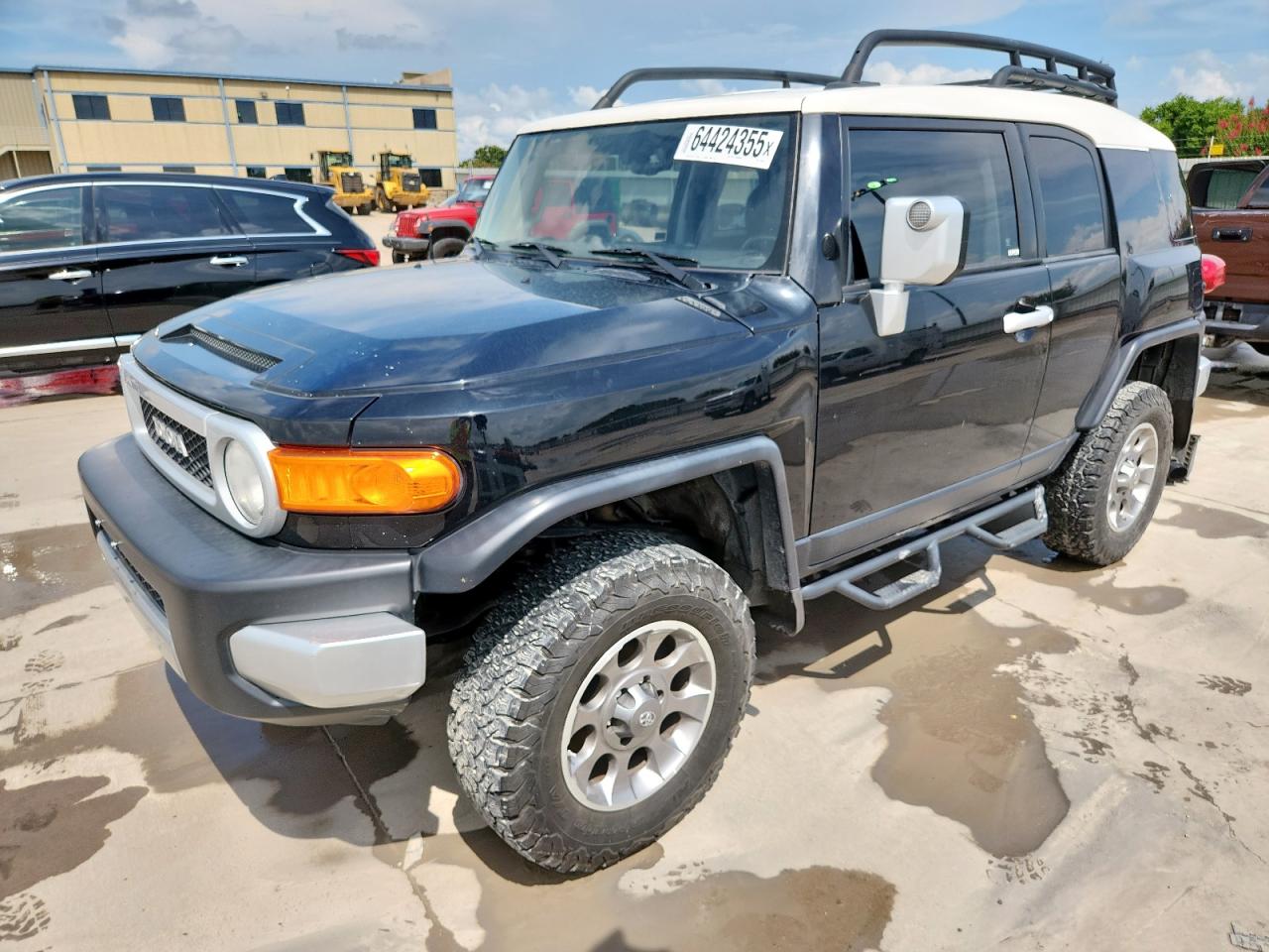 TOYOTA FJ CRUISER 2011