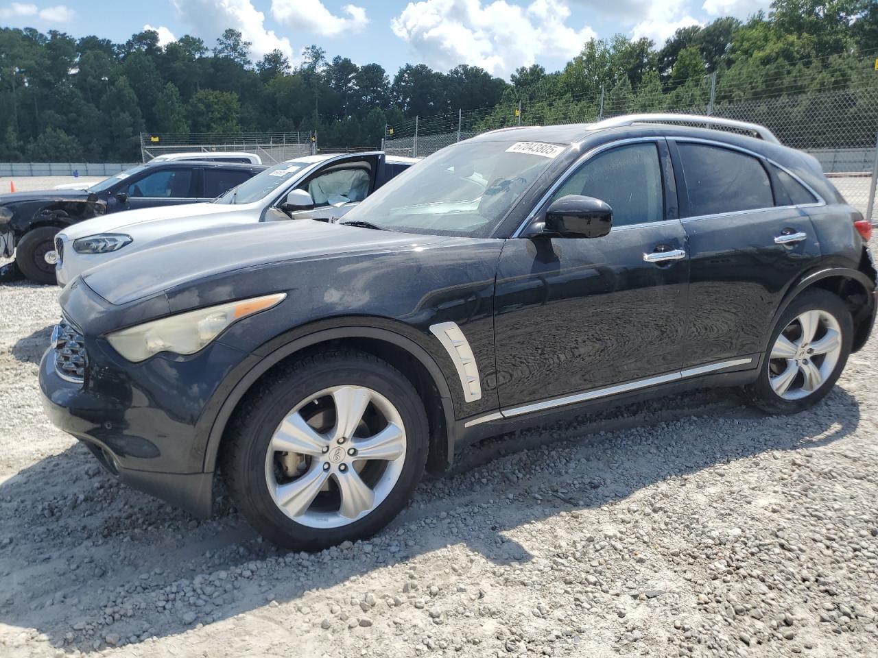 INFINITI FX35 2010