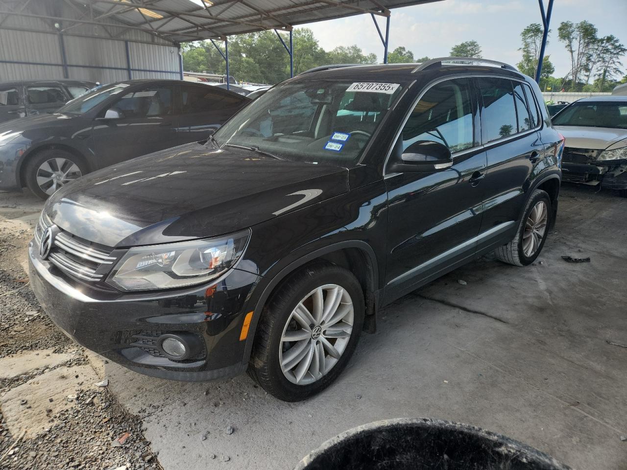VOLKSWAGEN TIGUAN S 2016