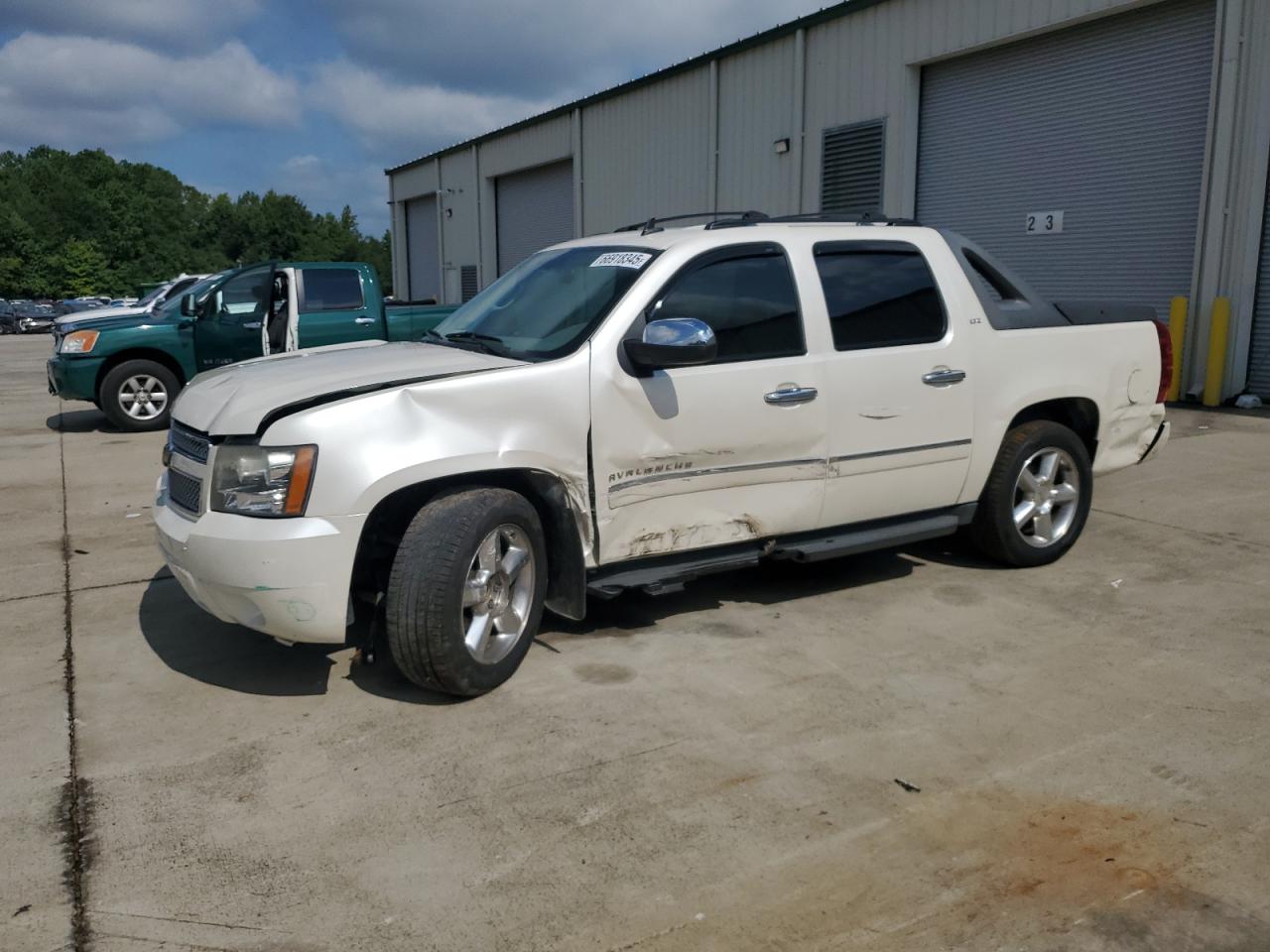 CHEVROLET AVALANCHE LTZ 2011