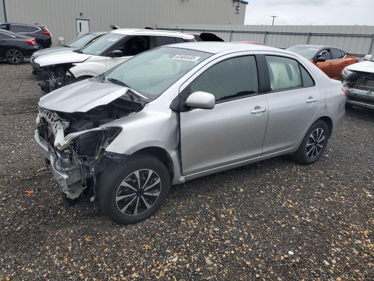 TOYOTA YARIS 2012