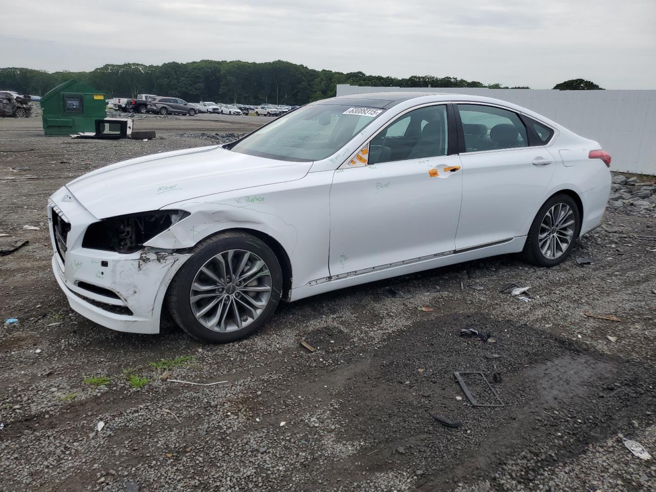 HYUNDAI GENESIS 3. 2015