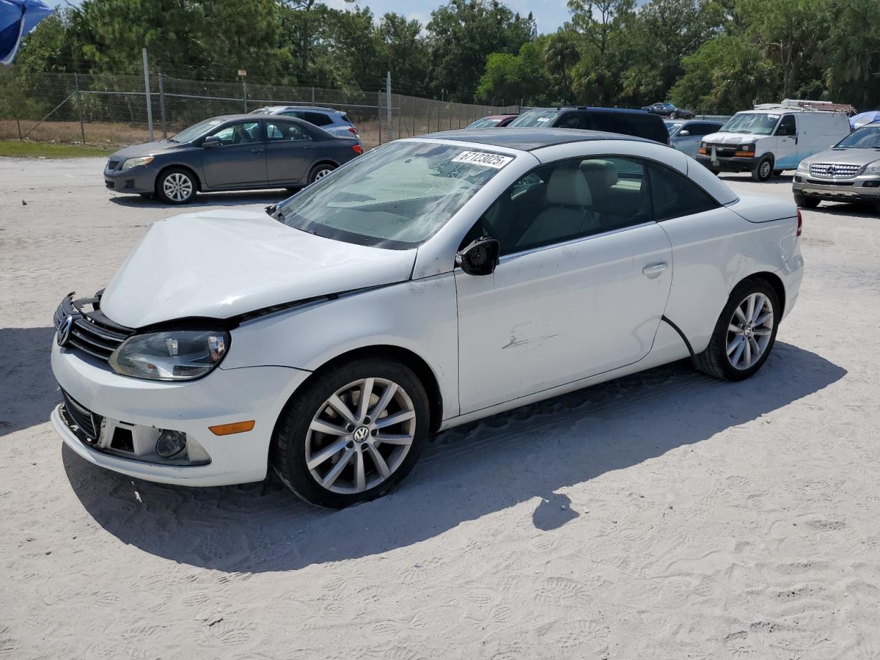 VOLKSWAGEN EOS KOMFOR 2015