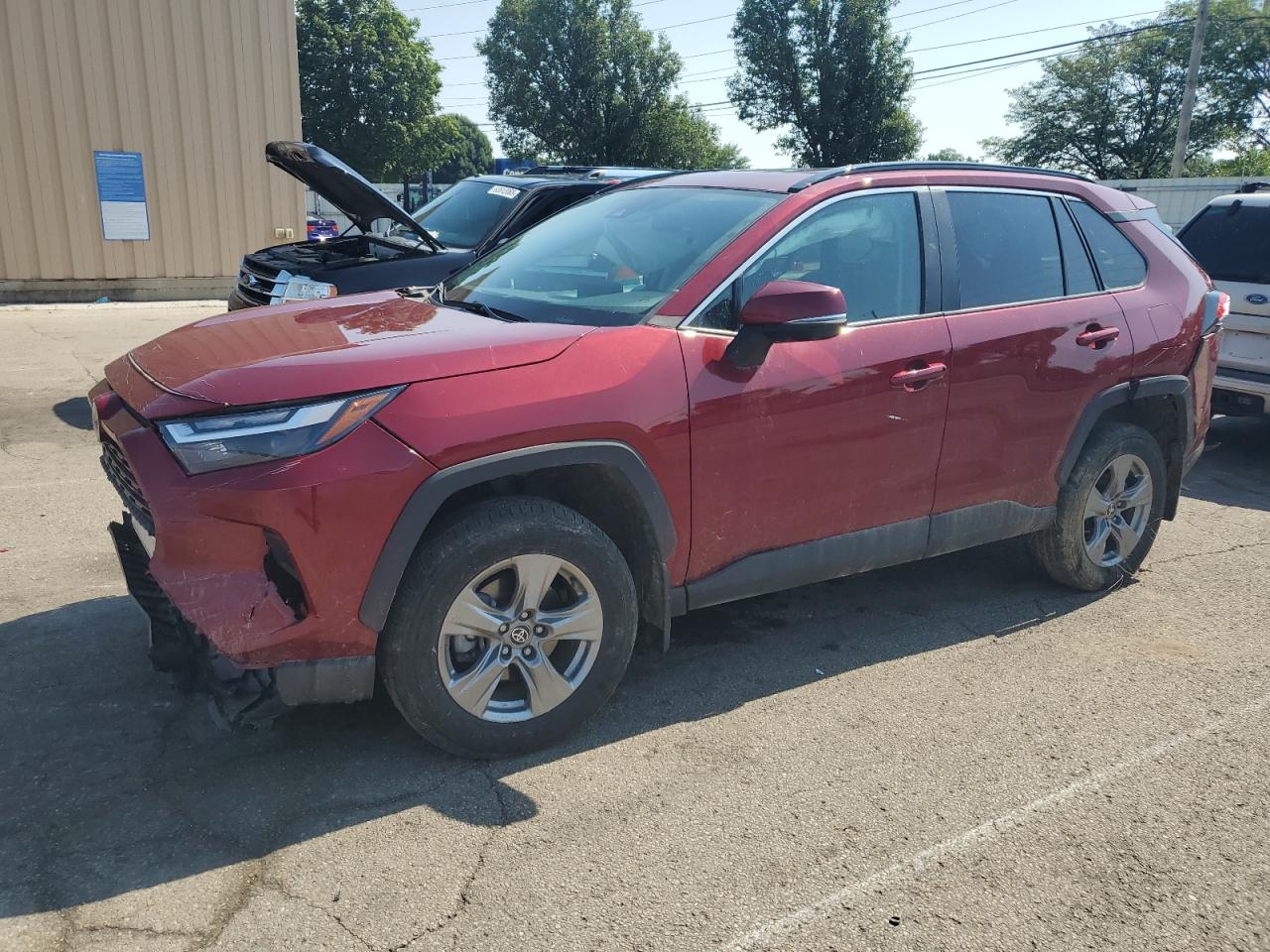 TOYOTA RAV4 XLE 2023